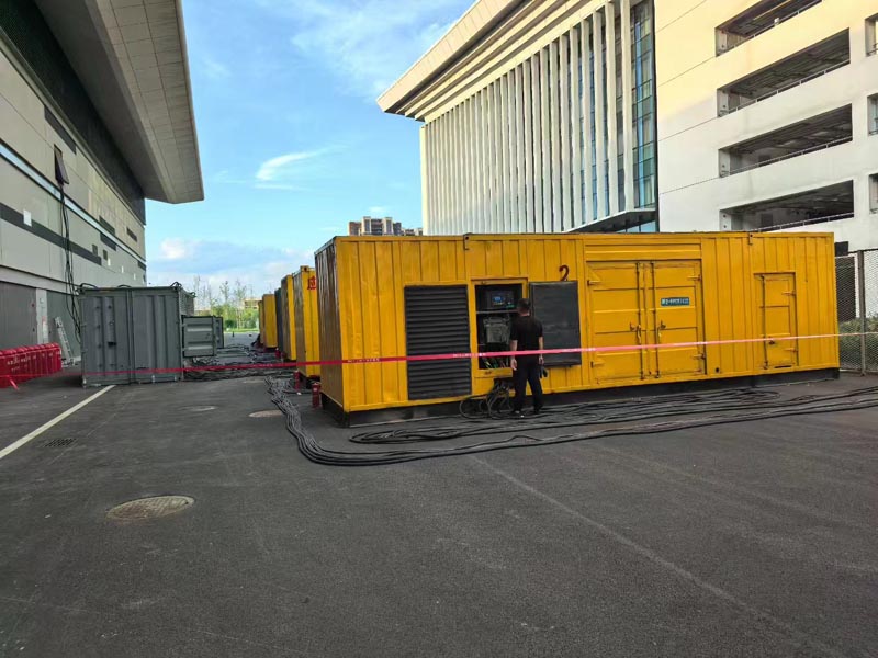 驻马店柴油发电机冬季保养注意事项?